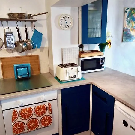 Holiday home Casa Flores, - Spanish Townhouse With A Hot Tub On The Private Roof Terrace