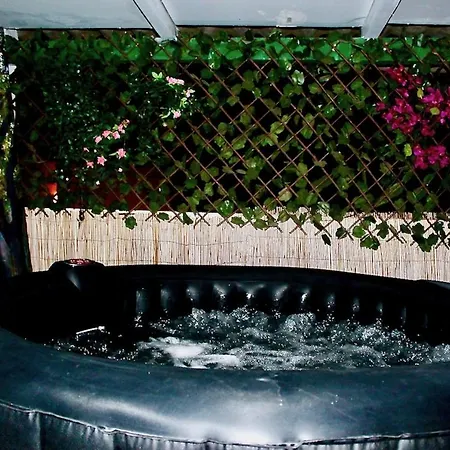 Casa Flores, - Spanish Townhouse With A Hot Tub On The Private Roof Terrace Holiday home Coin