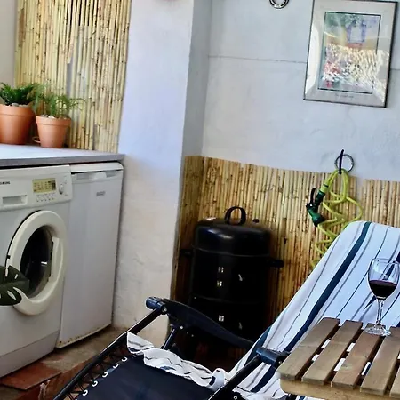 Casa Flores, - Spanish Townhouse With A Hot Tub On The Private Roof Terrace *